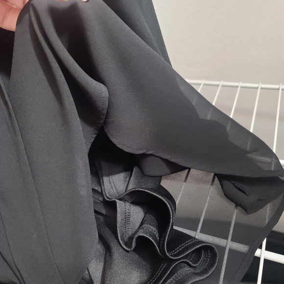 Dress - Picture 9 of 9